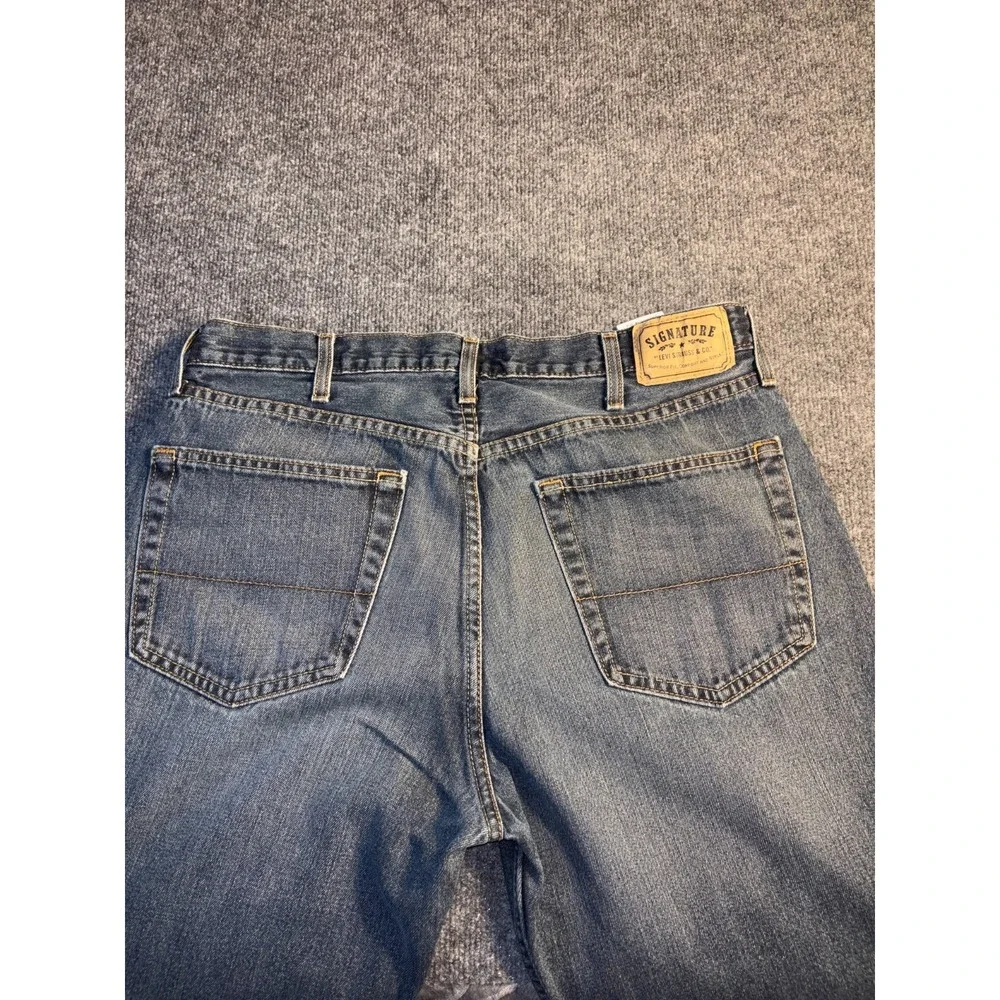 Levi's Jeans Men's‎ 38x29 Blue Denim Faded Medium Wash Relaxed Fit Straight Leg